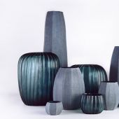 ВАЗА GUAXS KOONAM TALL, ЦВЕТ: ТЕМНЫЙ ИНДИГО(СИНИЙ) 1645DI ВАЗА GUAXS KOONAM TALL, ЦВЕТ: ТЕМНЫЙ ИНДИГО(СИНИЙ) 1645DI