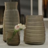 ВАЗА GUAXS MATHURA M, ЦВЕТ: ДЫМЧАТОСЕРЫЙ 1657GY ВАЗА GUAXS MATHURA M, ЦВЕТ: ДЫМЧАТОСЕРЫЙ 1657GY