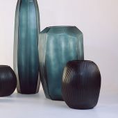 ВАЗА NAGAA L, ЦВЕТ: ТЕМНЫЙ ИНДИГО(СИНИЙ) 1750DI ВАЗА NAGAA L, ЦВЕТ: ТЕМНЫЙ ИНДИГО(СИНИЙ) 1750DI