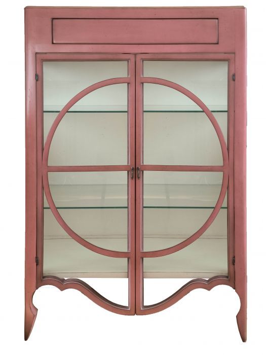 Витрина с двумя дверцами из массива в стиле неоклассика, пыльно - розовый винтаж, Франция,